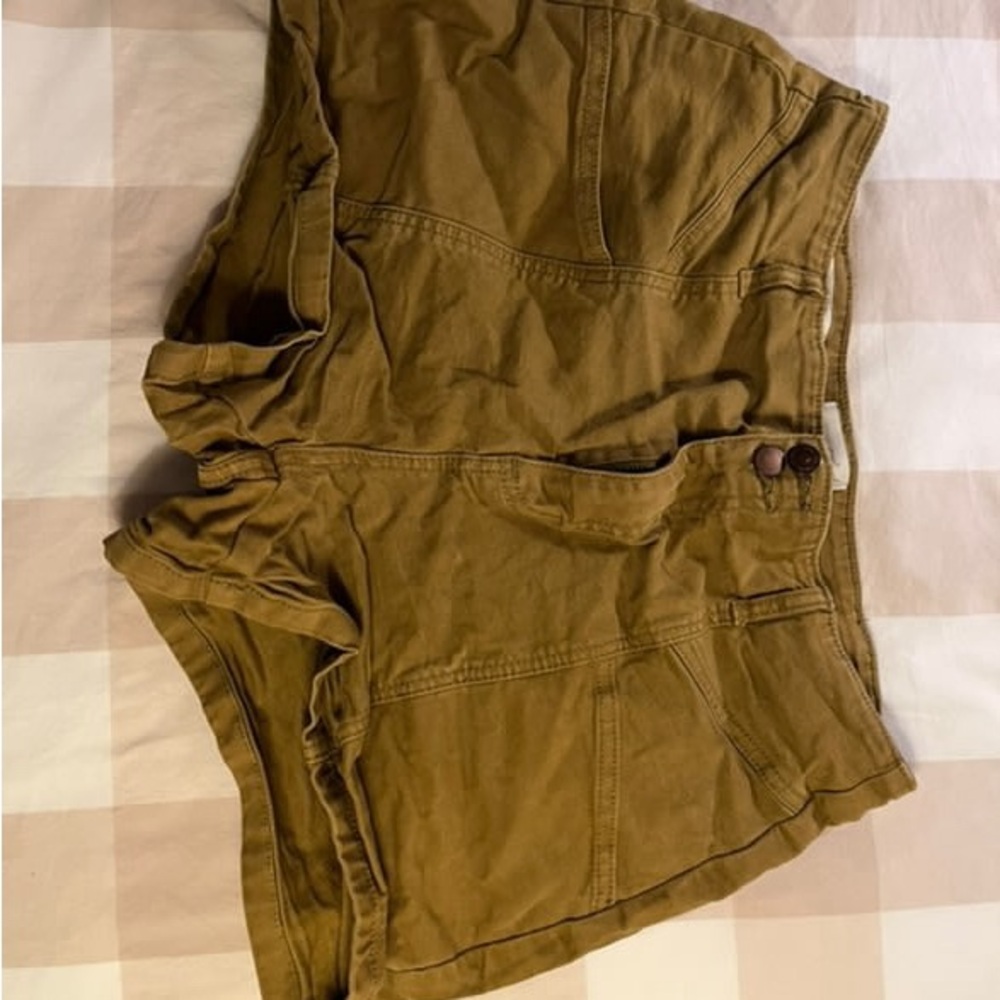 Women's Tan Shorts